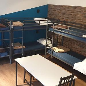 Dormitory Room Mixed