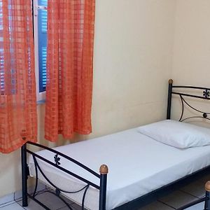 Chambre Triple de Base