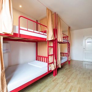 Chambre Juste Pour Femmes Dortoir
