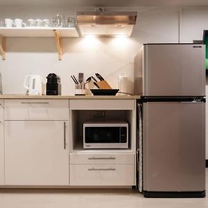 S1 Large Duplex Silom 3 Beds, Full Kitchen Wifi