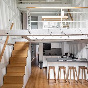Appartement à 2 Chambres à Coucher
