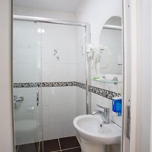 Chambre Standarde Simple