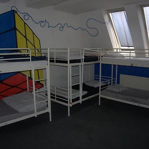 Dormitory Room Mixed