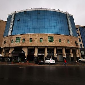 Al Fakher Hotel Apartments & Suites