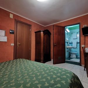 Private Bathroom King Room
