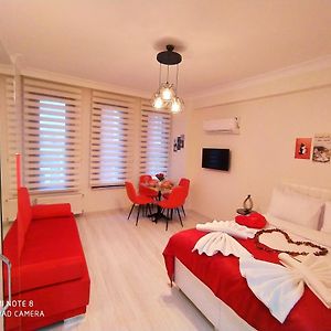 Pera Colour House