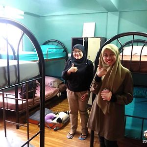 Chambre Juste Pour Femmes Dortoir