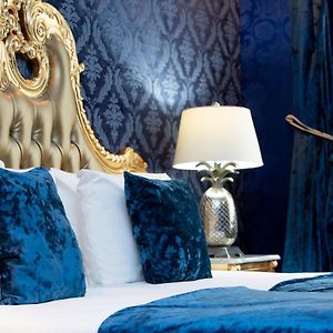 Chambre Double avec Accès aux Personnes Handicapées