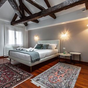 San Pantalon Luxury Penthouse R&R