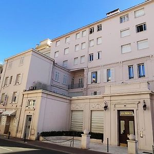 Appartement de Luxe à 1 Chambre à Coucher