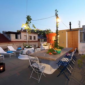 The Marble Suites, Plaka