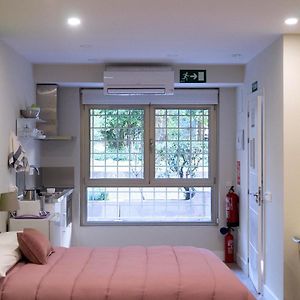 Moncloa Room Apartments
