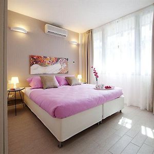 La Farina Apartments