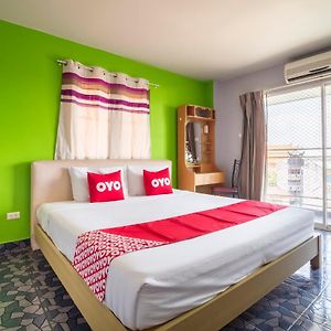 Suite à 2 Chambres à Coucher Lit King-Size