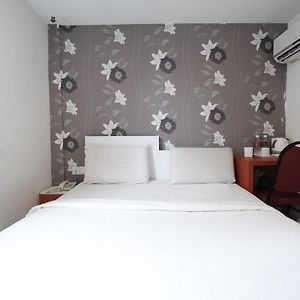 Chambre Standarde Lit Queen-Size