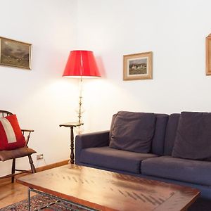 Libri Flat