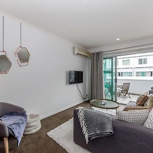 Premium 1Br Apartment At Princes Wharf