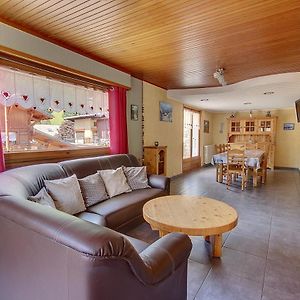 GRAND APPARTEMENT - PROCHE DES REMONTEE MECANIQUES - MORZINE - 10 personnes - OUTO