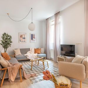 Appartement à 3 Chambres à Coucher