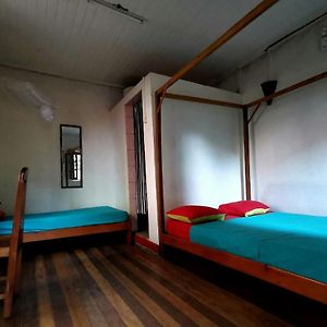 Chambre Juste Pour Femmes Dortoir