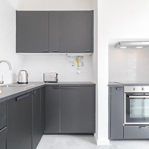 Appartement à 2 Chambres à Coucher