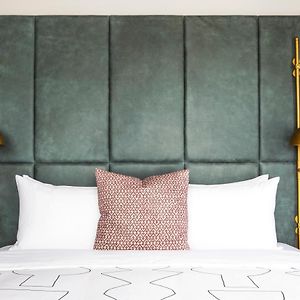 Chambre Confortable Lit King-Size