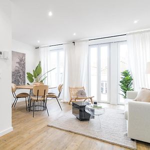 Appartement à 2 Chambres à Coucher