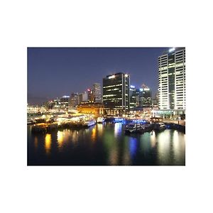 Qv Princes Wharf Waterfront Apt With Balcony - 1030