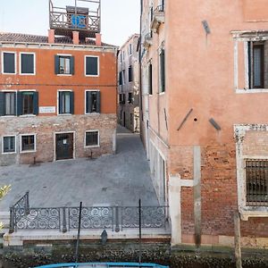 Apartments In San Marco With Canal View By Wonderful Italy