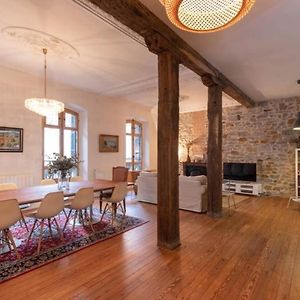 Appartement à 3 Chambres à Coucher
