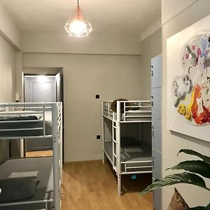 Dormitory Room Mixed