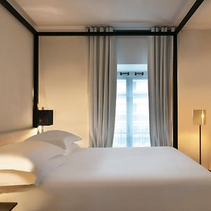 Chambre Supérieure Lit Queen-Size