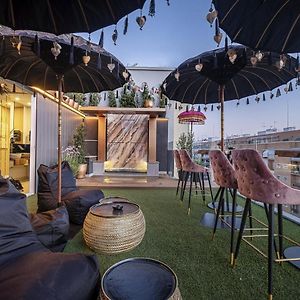 On Suites Sevilla Apartments Designed For Adults