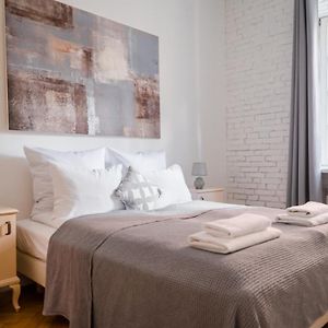Appartement Luxe à 2 Chambres à Coucher