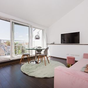 Studio de Luxe