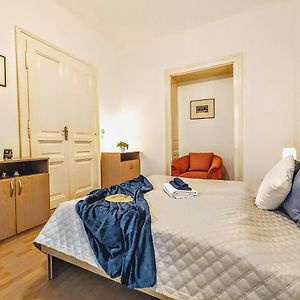 Appartement de Luxe à 2 Pièces