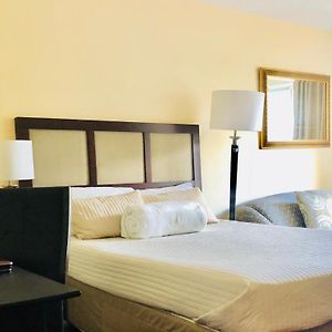 Chambre Standarde Lit Queen-Size
