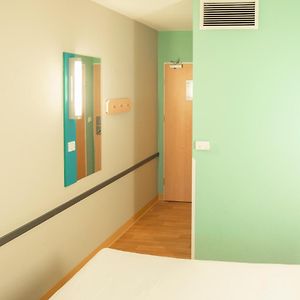 Chambre Standarde Lit Queen-Size
