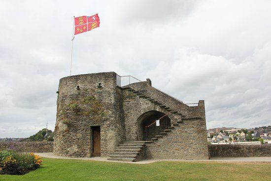 Promenade Des Remparts De Saint Lô