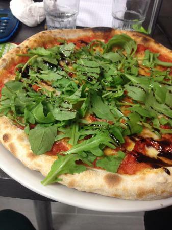 Pizza Pugliese