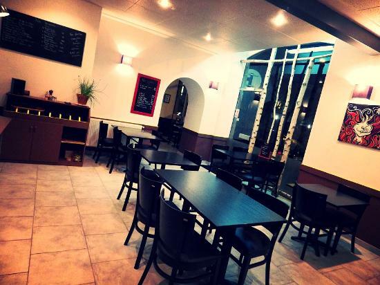 Le Grand Méchant Nous