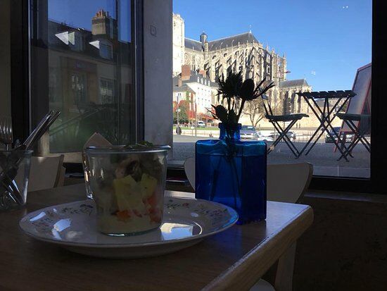 Le Cafe Carre