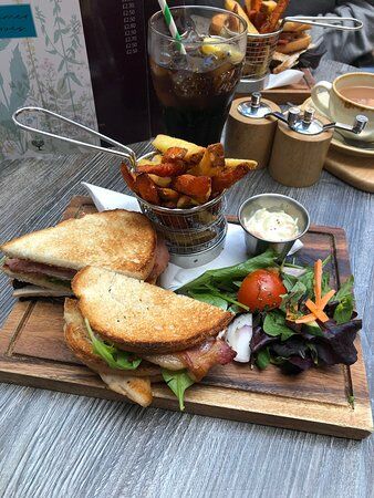 The Hub Restaurant