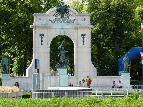 A la mémoire des enfants d'Eure-et-Loir morts pour la Patrie