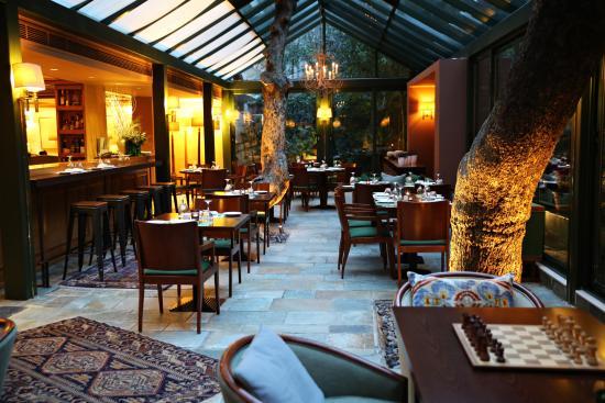 Atrium Greek Bistrot Restaurant