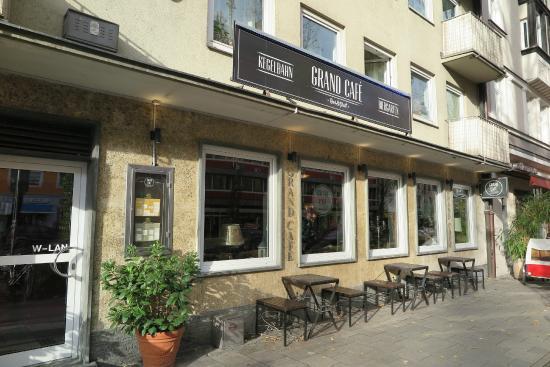 Grand Cafe Bar & Grill