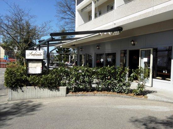 Ristorante Ambiente Holzofenpizzeria