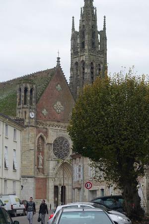 église Saint-Hilaire