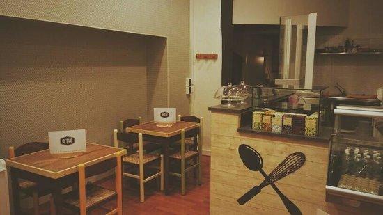 Ofelé.Coffee & Cuddles