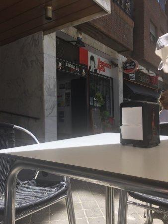 Bar Librería Vergüenza Ajena